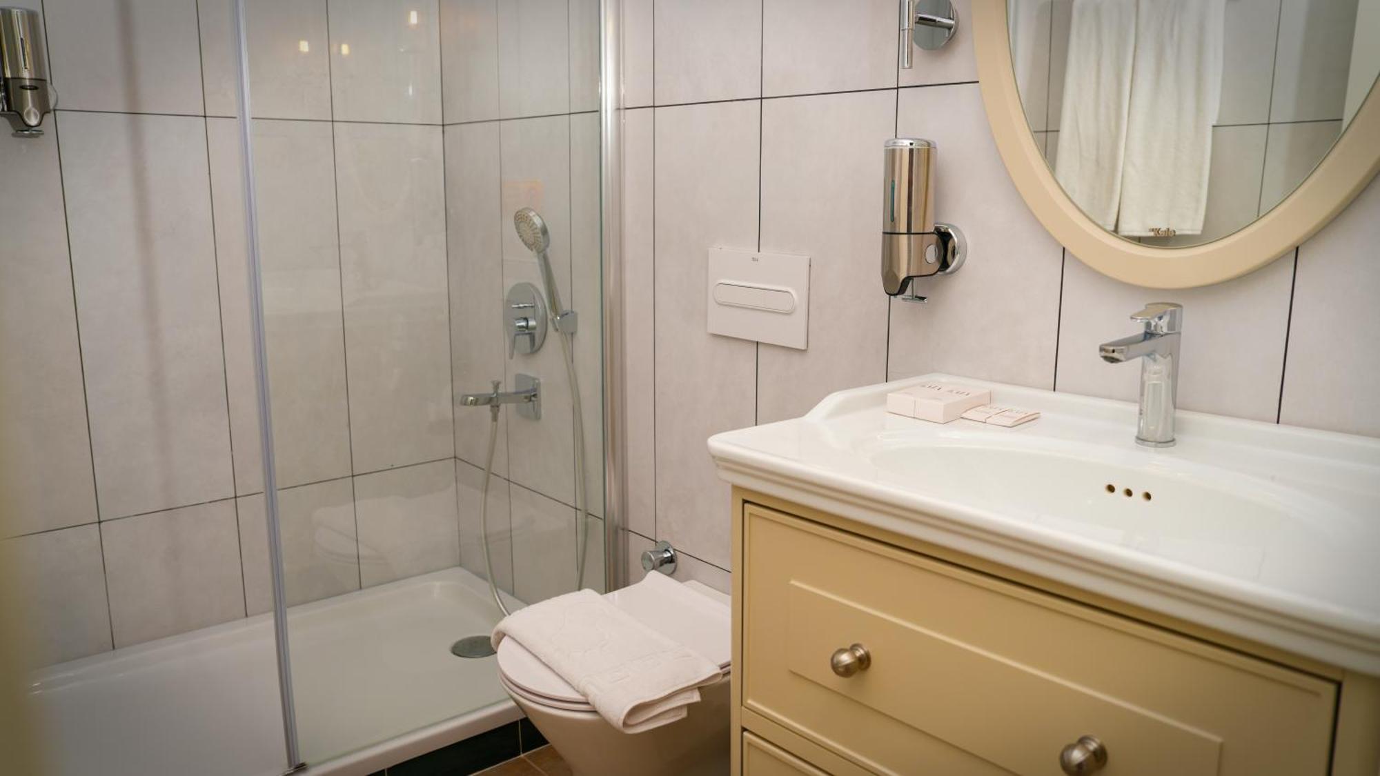 Gaia Suites Истанбул Екстериор снимка