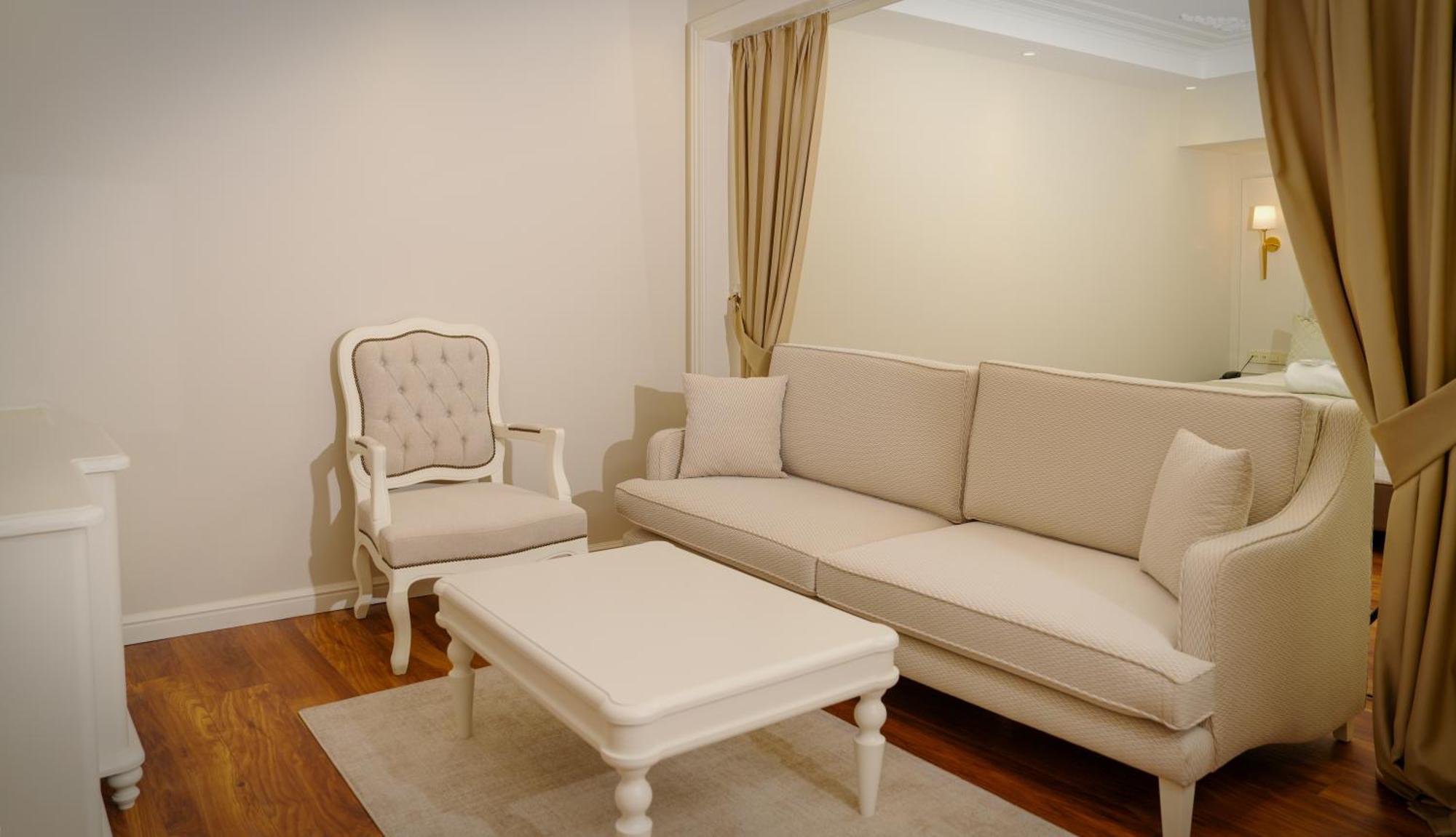 Gaia Suites Истанбул Екстериор снимка